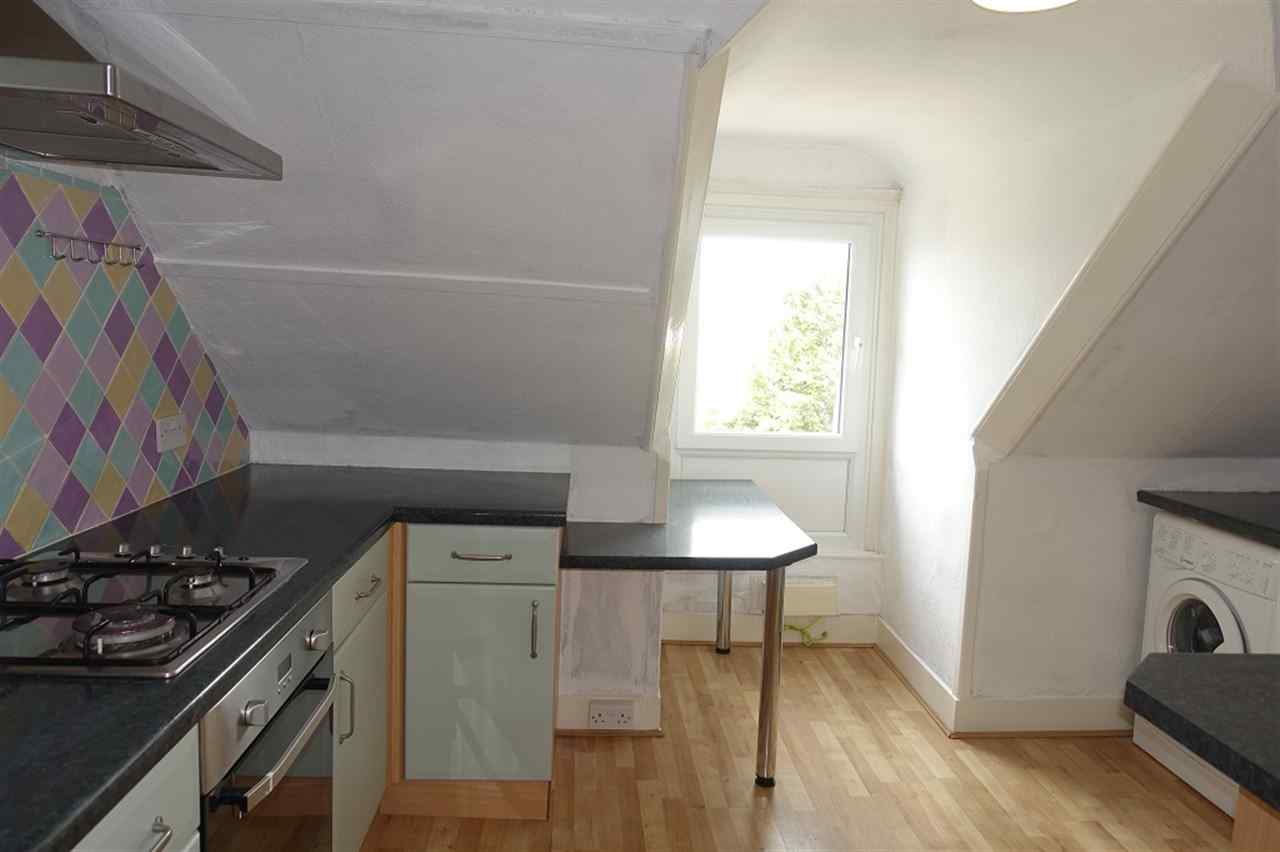 resized-2349823-Kitchen H.JPG